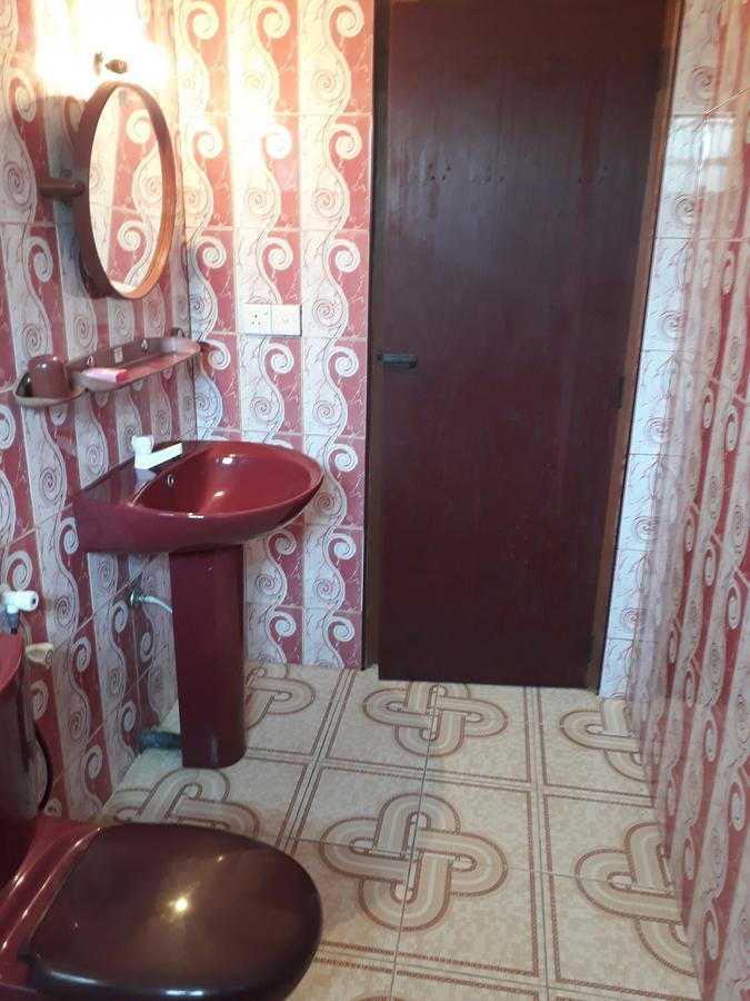 Guesthouse Sunshine Aluthgama Esterno foto