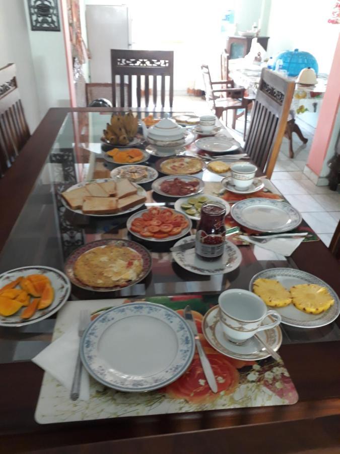 Guesthouse Sunshine Aluthgama Esterno foto